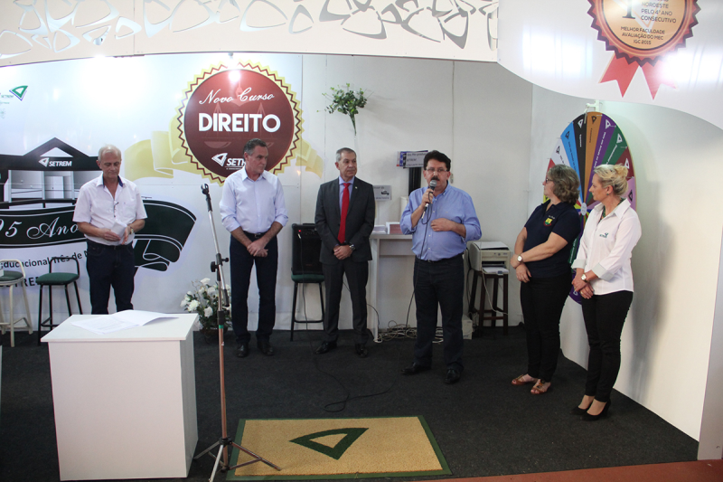 Prefeitura e Setrem assinam termo de cooperação